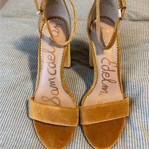 Sam Edelman Yaro Velvet Heels